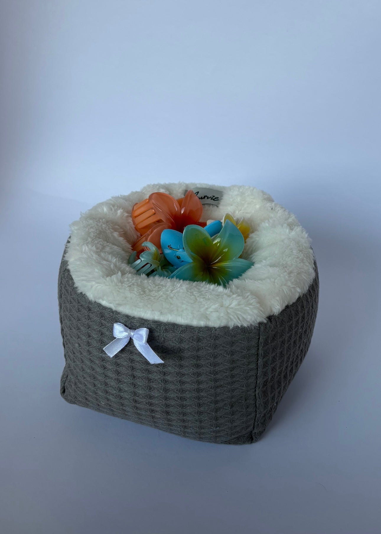 Fur Bucket